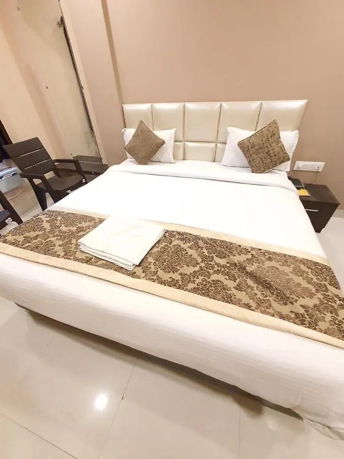 Hotel Bala Ji Inn فاراناسي